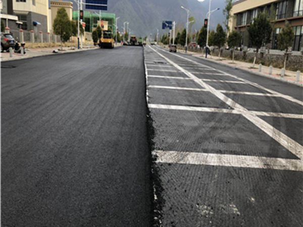 北仑半刚性基层道路施工