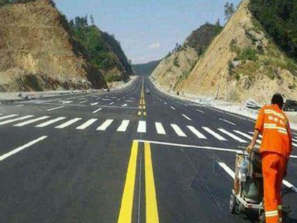 杭州道路划线.jpg